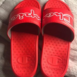 Red Hot Champion Slides 🥵